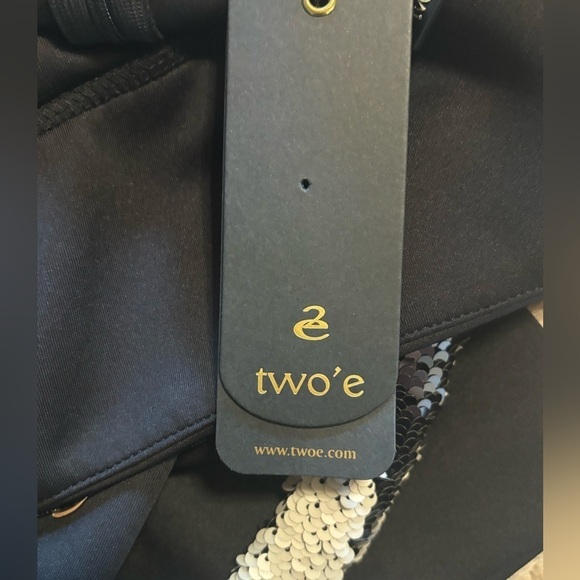 Two’e- 2 pc suit with sequin detailing - Picture 9 of 16